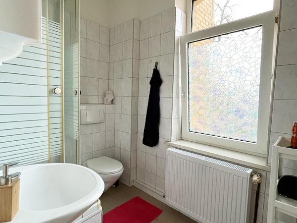 Homeplanet Hostel : photo 2 de la chambre chambre simple avec salle de bains commune