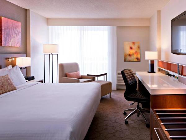 Delta Hotels by Marriott Winnipeg : photo 1 de la chambre chambre lit king-size