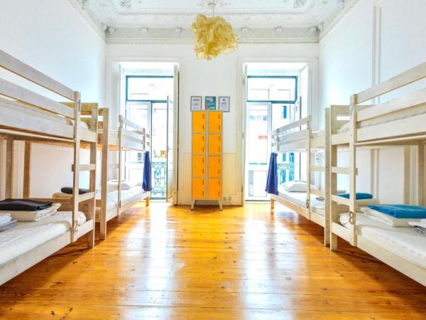Ambiente Hostel : photo 2 de la chambre lit dans dortoir mixte de 8 lits