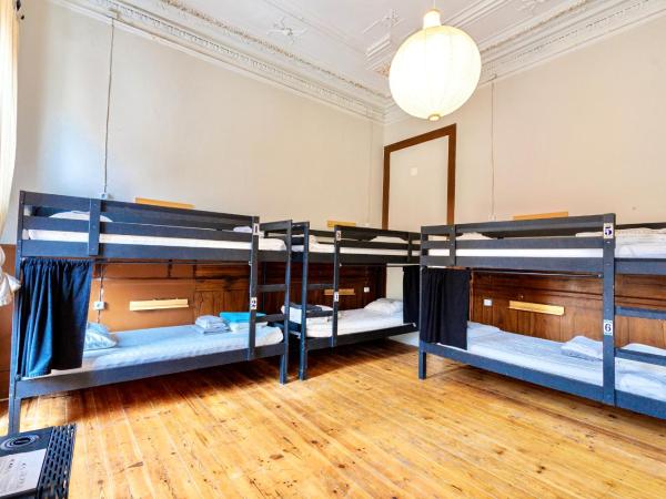 Ambiente Hostel : photo 2 de la chambre lit dans dortoir mixte de 8 lits