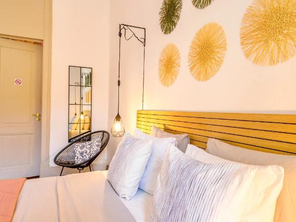 Ambiente Hostel : photo 3 de la chambre chambre double avec salle de bains commune