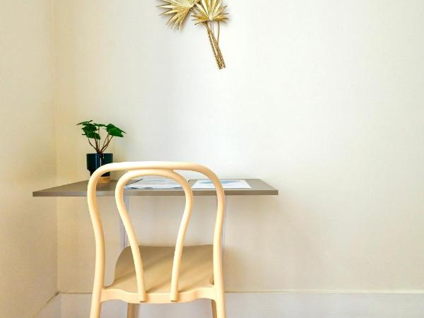 Ambiente Hostel : photo 10 de la chambre chambre double avec salle de bains commune