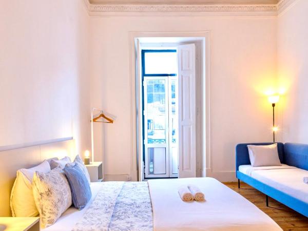 Ambiente Hostel : photo 6 de la chambre chambre triple avec salle de bains commune