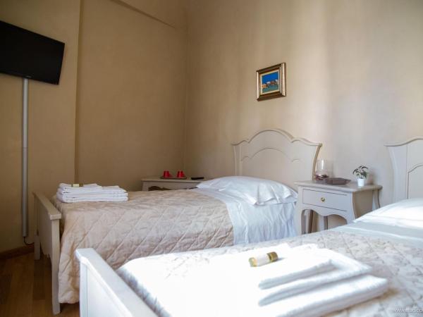 Residenza d'Epoca Relais I Miracoli : photo 4 de la chambre suite familiale avec vue