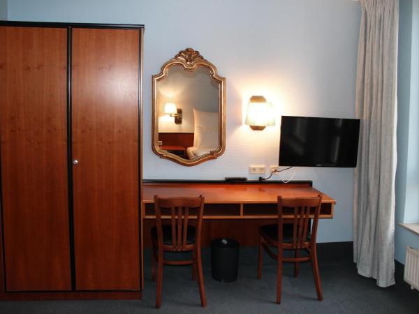 Hotel Mozart Bonn : photo 8 de la chambre chambre double ou lits jumeaux avec salle de bains privative