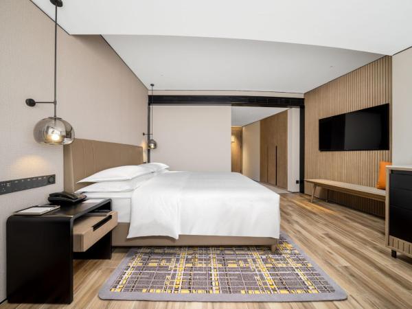 Sheraton Chengdu Lido Hotel : photo 2 de la chambre chambre lit king-size exécutive