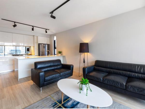 Arena Apartments by CLLIX : photo 10 de la chambre appartement 2 chambres et 2 salles de bains deluxe