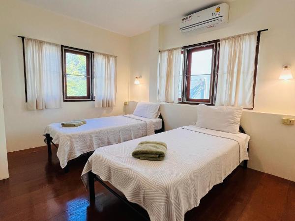 Number 4 Old Town : photo 4 de la chambre chambre lits jumeaux avec salle de bains commune