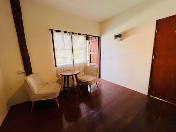 Number 4 Old Town : photo 5 de la chambre chambre lits jumeaux avec salle de bains commune