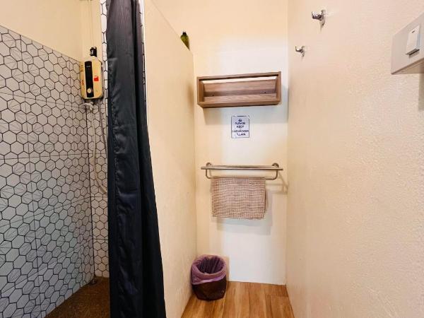 Number 4 Old Town : photo 6 de la chambre chambre lits jumeaux avec salle de bains commune