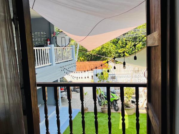 Number 4 Old Town : photo 1 de la chambre chambre lits jumeaux avec salle de bains commune