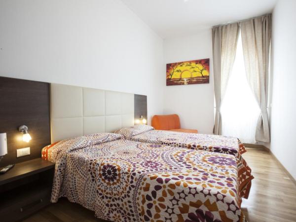 Hotel Amalfi : photo 1 de la chambre chambre lits jumeaux