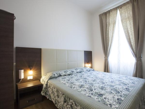 Hotel Amalfi : photo 2 de la chambre chambre double