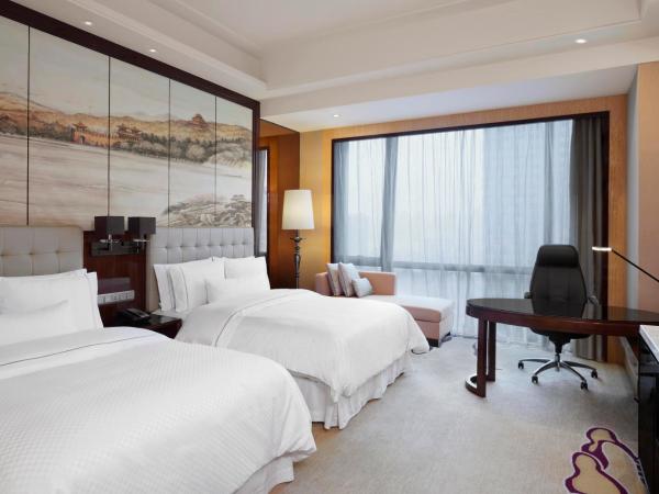 The Westin Wuhan Wuchang : photo 1 de la chambre club river view twin non-smoking with happy hour