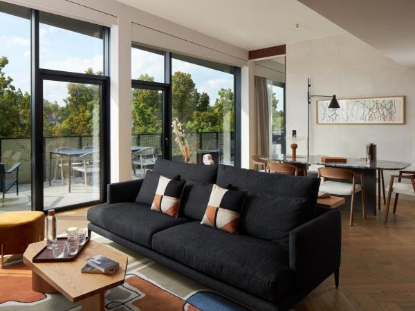 L'Esquisse Hotel & Spa Colmar - Mgallery : photo 5 de la chambre suite penthouse exécutive 2 chambres - terrasse - vue panoramique