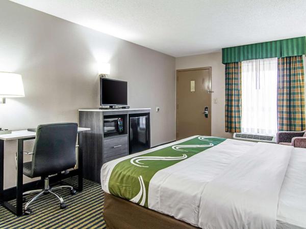 Quality Inn Savannah I-95 : photo 3 de la chambre chambre lit king-size - non-fumeurs