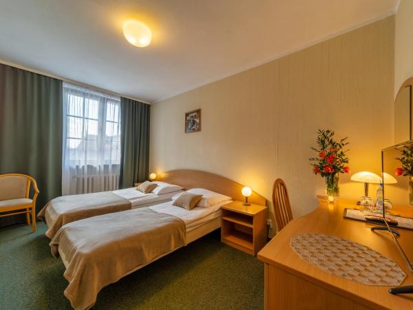 Hotel Gromada Toruń : photo 2 de la chambre chambre lits jumeaux