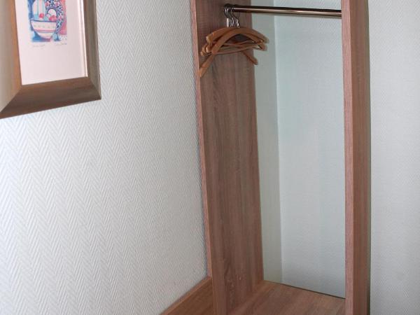 Hotel Mozart Bonn : photo 9 de la chambre chambre simple avec toilettes communes
