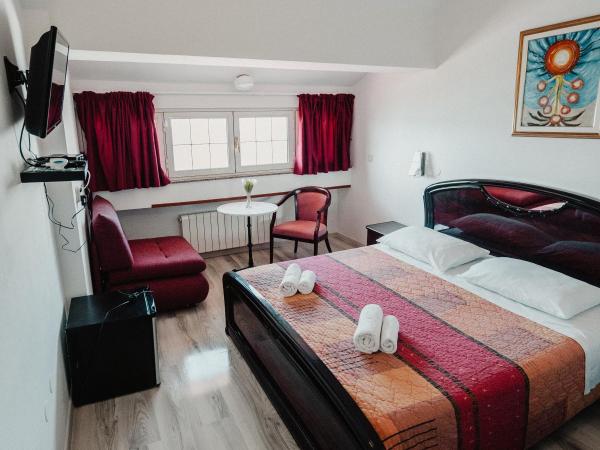 Villa Nico : photo 5 de la chambre chambre double standard - vue sur mer