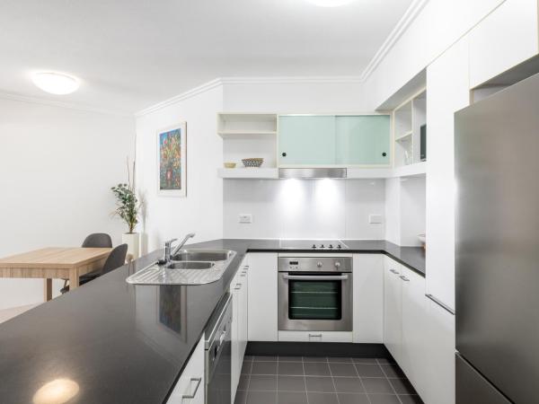 South bank Serviced Apartments : photo 7 de la chambre studio avec balcon 