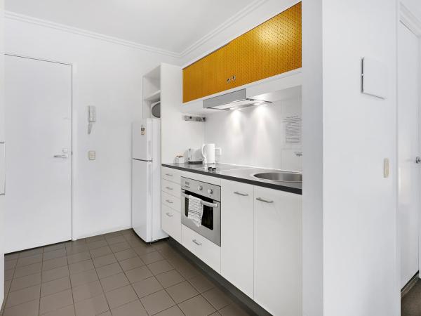 South bank Serviced Apartments : photo 3 de la chambre double room with balcony - no parking space 