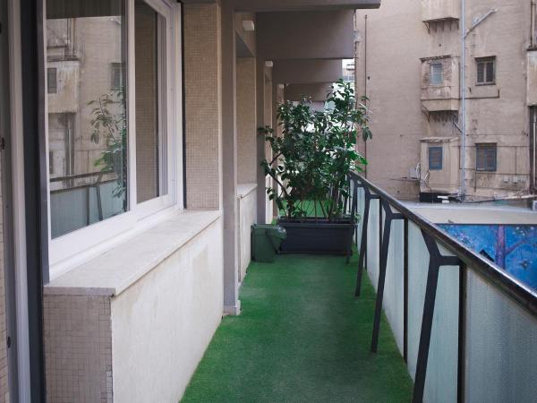 Hostelò - Luxury Hostel : photo 9 de la chambre dortoir mixte de 8 lits 