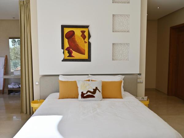 Maison Kenoosha : photo 6 de la chambre chambre double deluxe avec baignoire