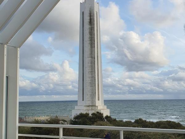 La Vigie Vacances : photo 1 de la chambre studio avec terrasse - 1er Étage - vue sur mer