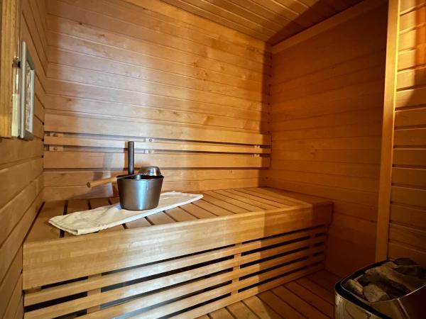 Au 30 : photo 10 de la chambre suite avec sauna (pas d'accès au spa)
