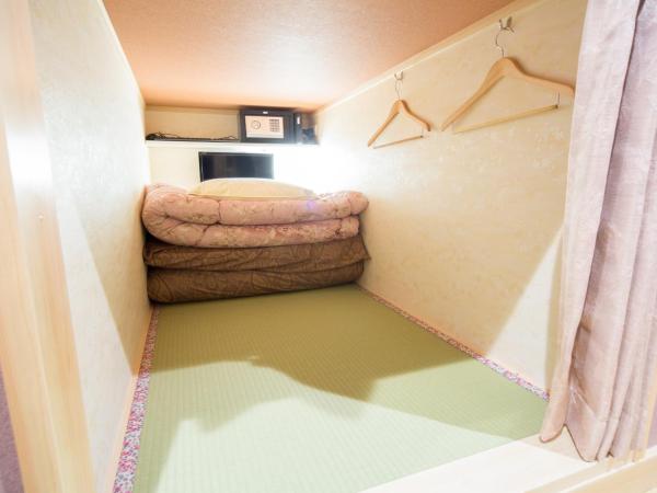 HOSTEL WASABI Nagoya Ekimae : photo 2 de la chambre chambre capsule pour femmes 