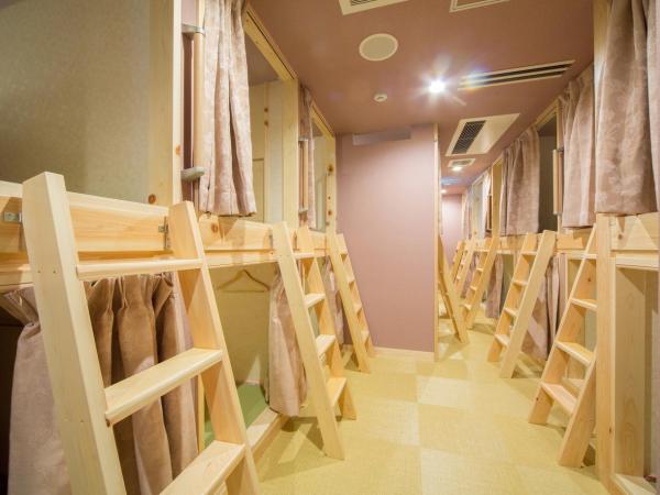 HOSTEL WASABI Nagoya Ekimae : photo 1 de la chambre chambre capsule pour femmes 