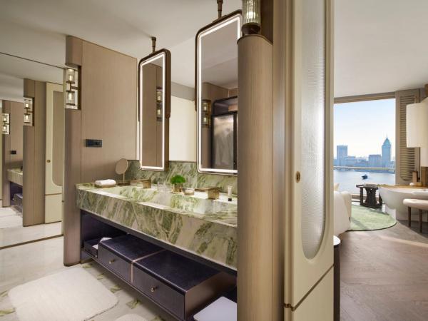 Regent Shanghai on the Bund : photo 1 de la chambre classic king room with bund view