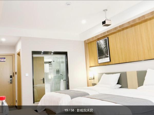 The Best Time Hotel Pazhou-Free shuttle bus for canton fair : photo 7 de la chambre chambre lits jumeaux deluxe