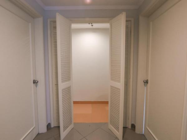 Java Paragon Hotel & Residences : photo 3 de la chambre appartement 3 chambres