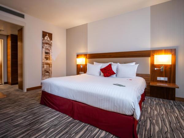 Mövenpick Hotel Geneva : photo 7 de la chambre suite junior lit king-size