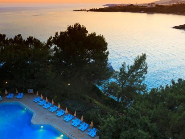 İNCEKUM WEST OTEL : photo 8 de la chambre chambre familiale