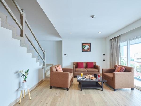 Adelphi Pattaya - SHA Extra Plus : photo 6 de la chambre suite en duplex