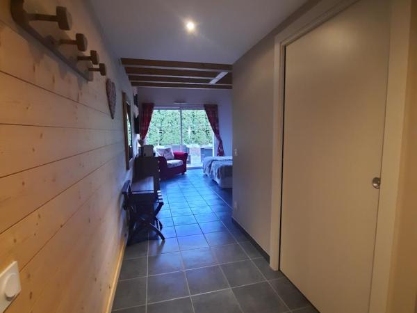 Au Coeur des Lacs - Chambres d'hôtes : photo 9 de la chambre chambre lits jumeaux supérieure - mérelle