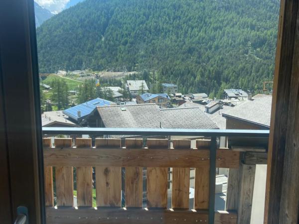 Boutique Lodge Spycher : photo 4 de la chambre chambre lit queen-size avec balcon