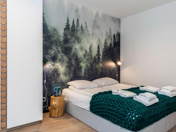 APARTHOTEL ROYAL RESORT SPA Zakopane : photo 4 de la chambre two bedroom apartment forrest in the fog