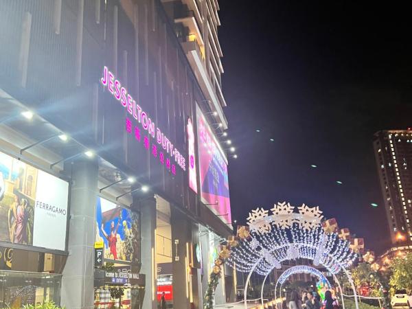JQ Citypads by Golden Stay : photo 9 de la chambre appartement avec vue sur la montagne