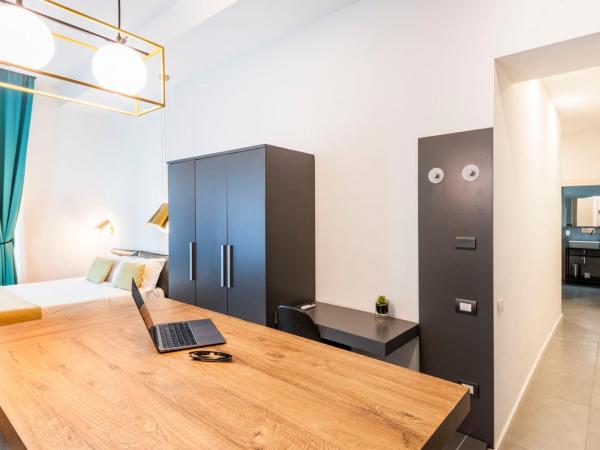 Cortese : photo 1 de la chambre suite lit king-size - vue sur mer