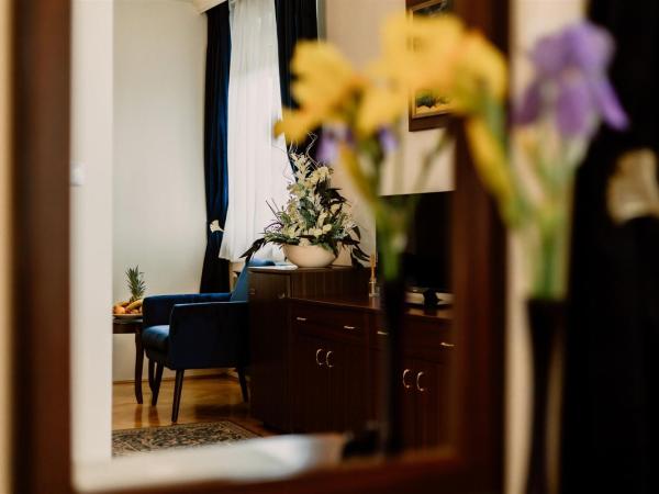 Korona Pension and Restaurant : photo 8 de la chambre chambre triple