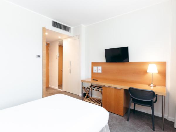 Hotel Excelsior Bari : photo 2 de la chambre chambre simple standard