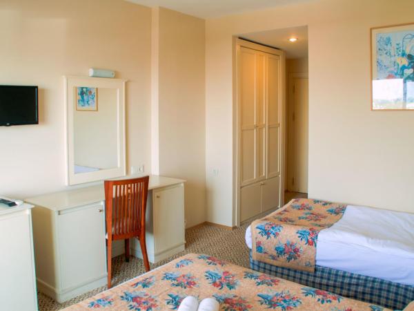 Belkon Hotel : photo 3 de la chambre chambre double ou lits jumeaux