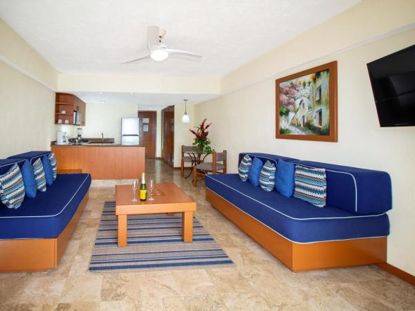 Plaza Pelicanos Grand Beach Resort All Inclusive : photo 8 de la chambre suite