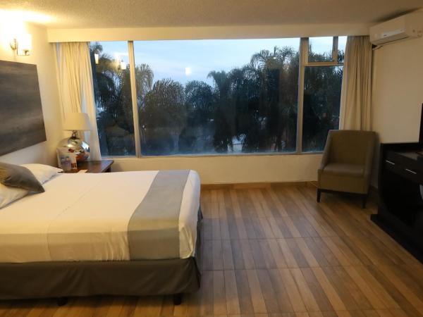 Hotel Grand Vista Cuernavaca : photo 6 de la chambre chambre double standard