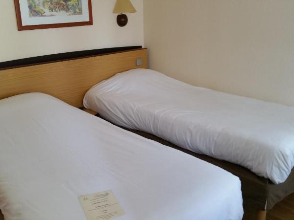 Campanile Rodez : photo 8 de la chambre lits jumeaux