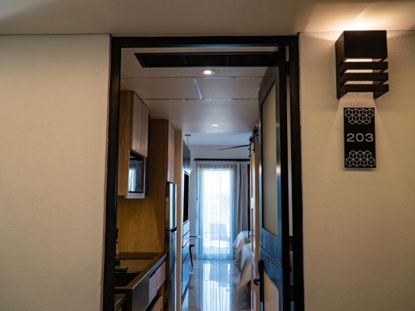 Flamboyan Hotel & Residences : photo 9 de la chambre résidence une chambre