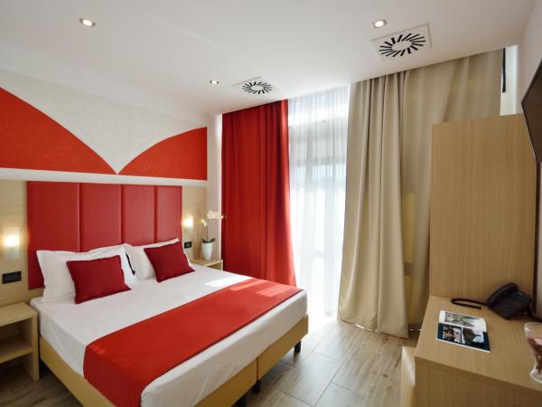 Hotel Luxor Florence : photo 10 de la chambre chambre double ou lits jumeaux supérieure